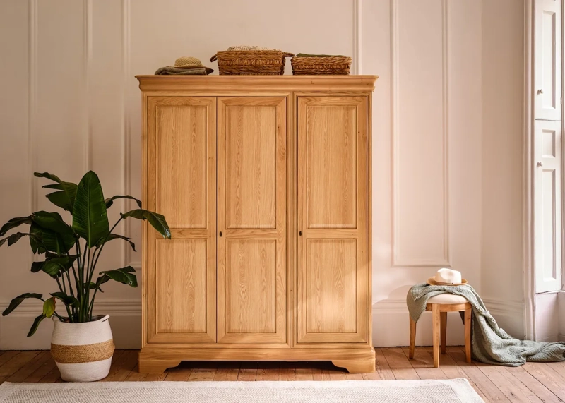 Willis & Gambier Bordeaux 3 Door Wardrobe